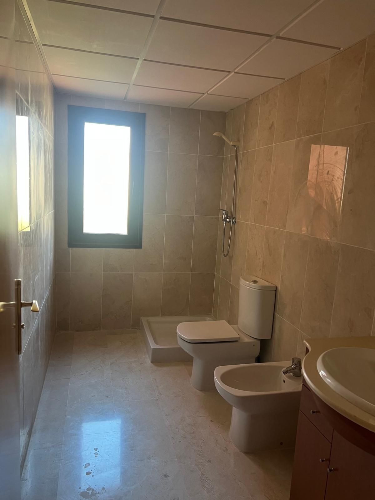 Te koop Middle Floor Apartment Costa Del Sol Estepona € 320.000,-