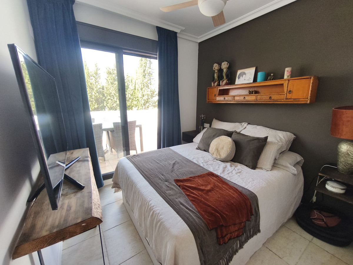 Te koop Middle Floor Apartment Costa Del Sol Estepona € 360.000,-