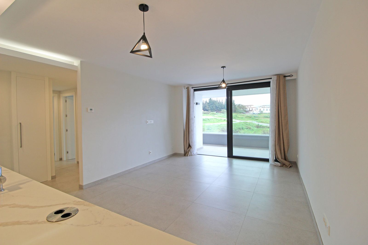 Te koop Middle Floor Apartment Costa Del Sol San Pedro De Alcántara € 400.000,-