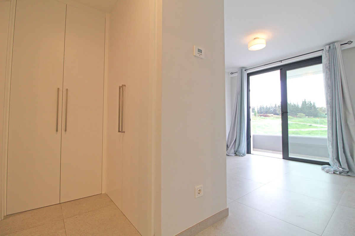 Te koop Middle Floor Apartment Costa Del Sol San Pedro De Alcántara € 400.000,-