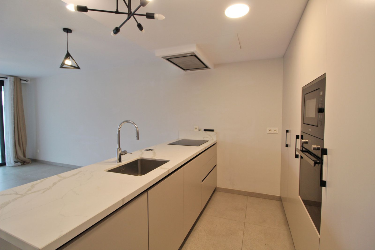 Te koop Middle Floor Apartment Costa Del Sol San Pedro De Alcántara € 400.000,-