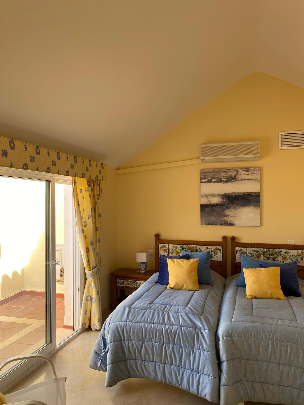 Te koop Penthouse Duplex Costa Del Sol Elviria € 595.000,-