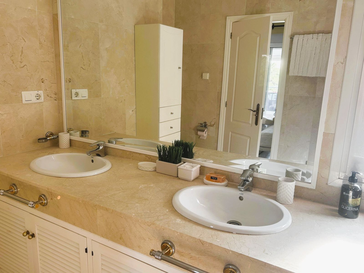 Te koop Penthouse Duplex Costa Del Sol Elviria € 595.000,-