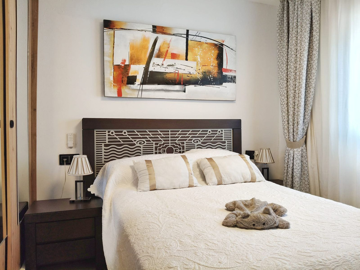 Te koop Middle Floor Apartment Costa Del Sol Montemar € 357.000,-