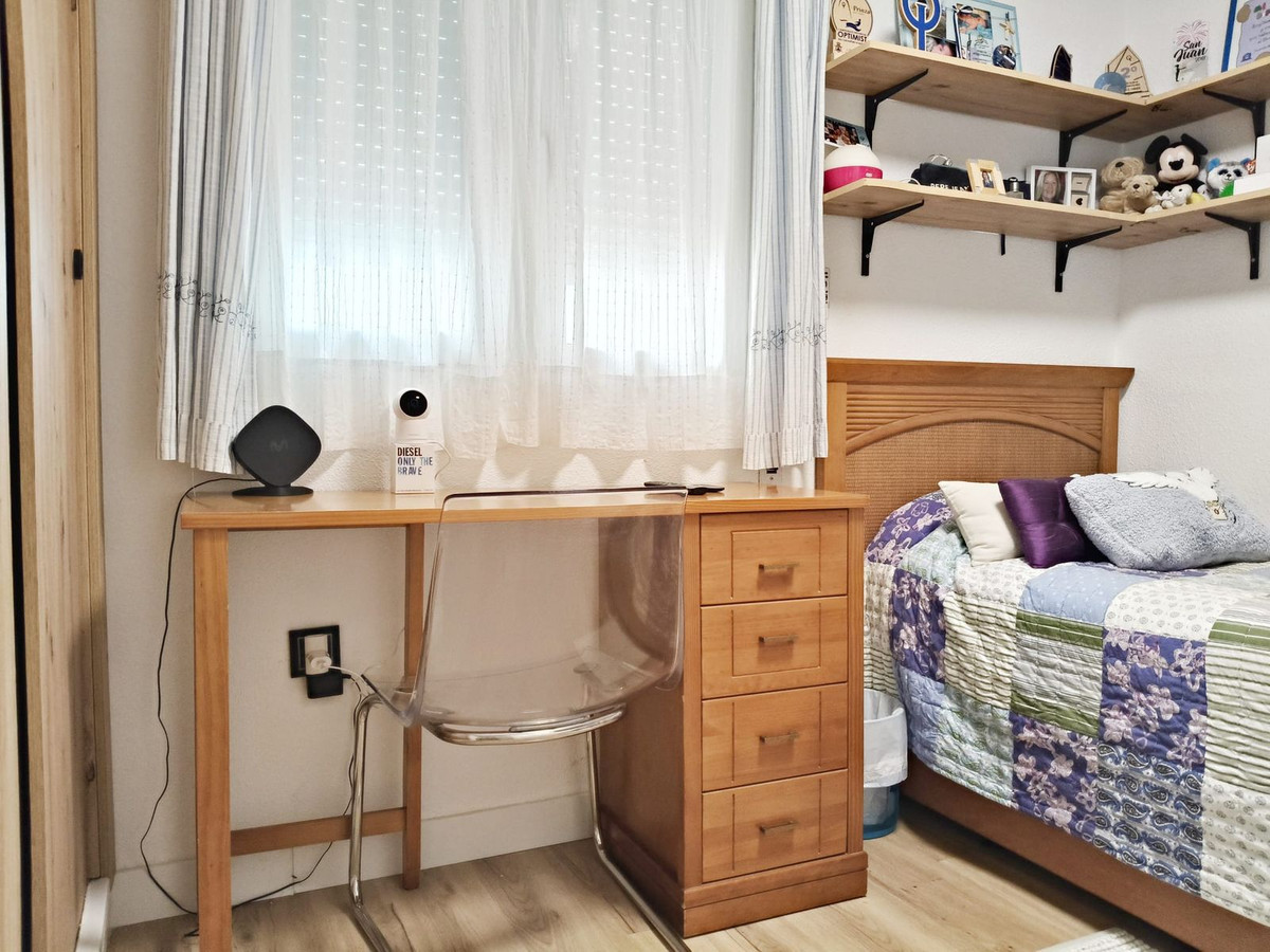 Te koop Middle Floor Apartment Costa Del Sol Montemar € 357.000,-