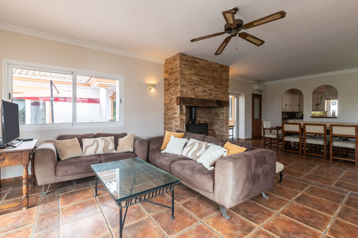 Te koop Vrijstaande Villa Costa Del Sol Mijas Costa € 1.100.000,-