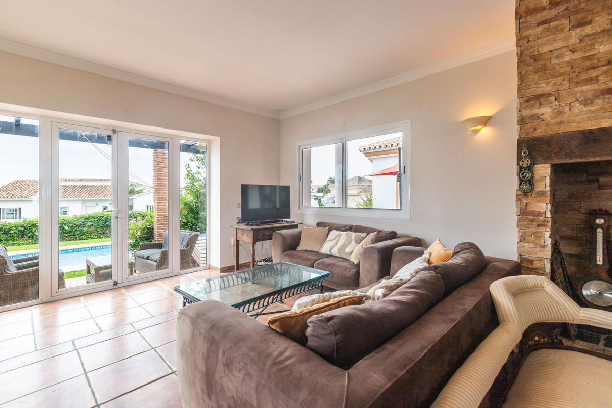 Te koop Vrijstaande Villa Costa Del Sol Mijas Costa € 1.100.000,-