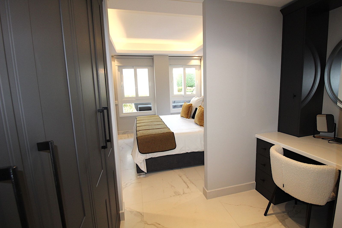 Te koop Gelijkvloers appartement Costa Del Sol San Pedro De Alcántara € 1.895.000,-