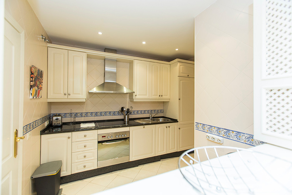 Te koop Middle Floor Apartment Costa Del Sol Marbella € 625.000,-
