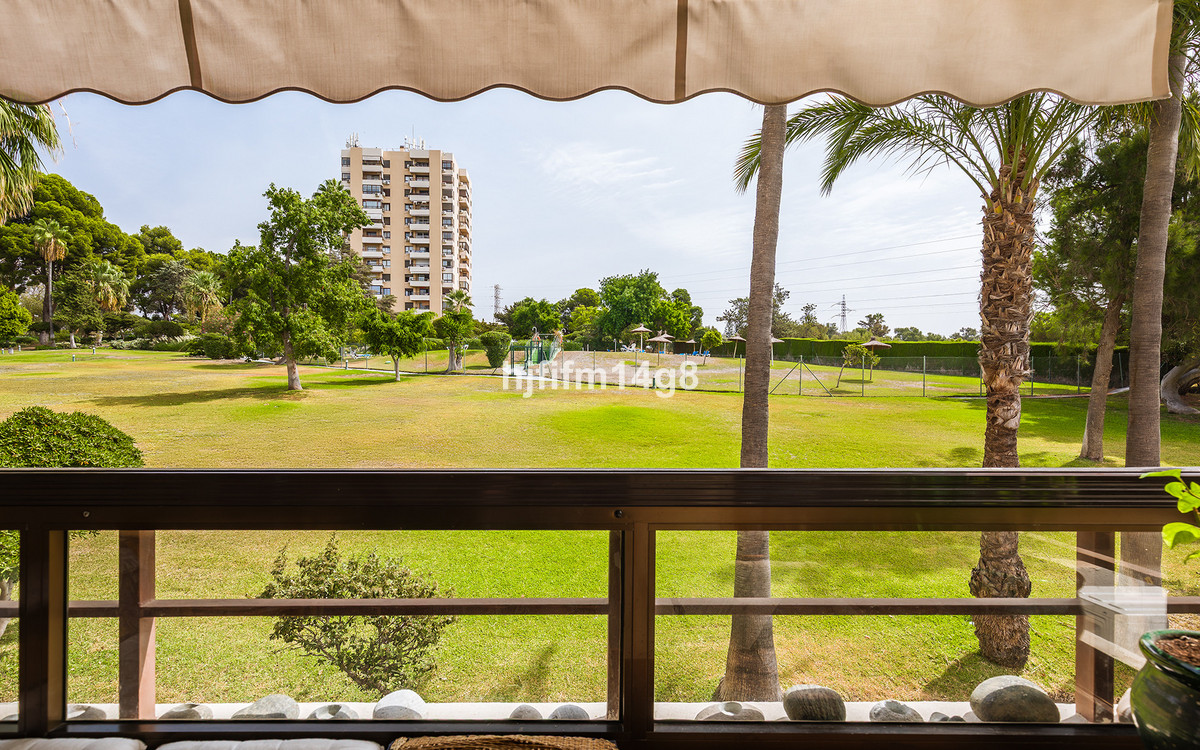 Te koop Middle Floor Apartment Costa Del Sol Nueva Andalucía € 295.000,-