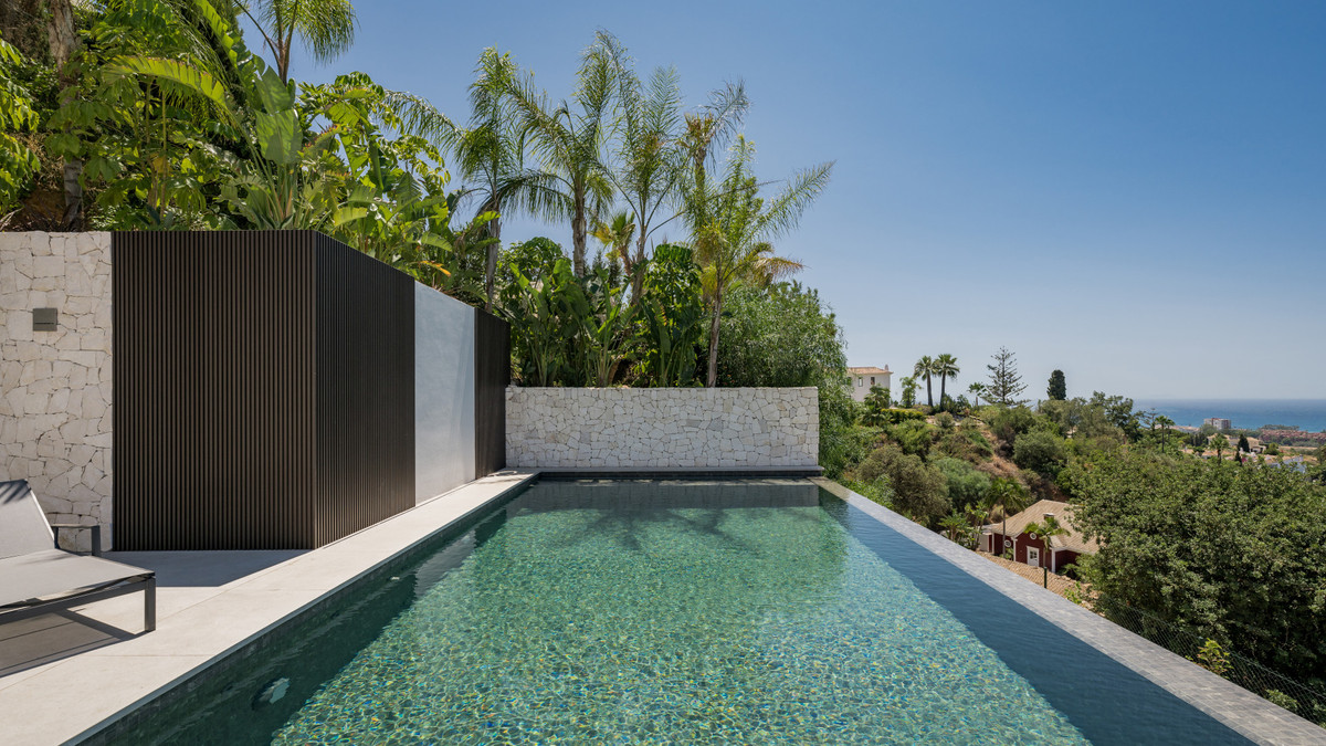 Te koop Vrijstaande Villa Costa Del Sol El Rosario € 6.500.000,-