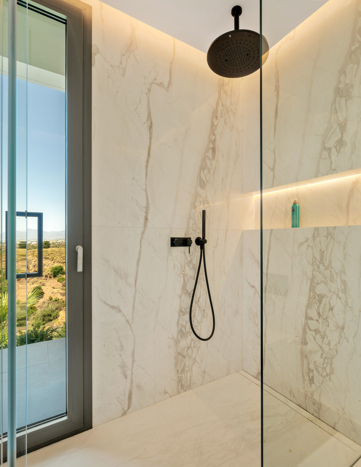 Te koop Vrijstaande Villa Costa Del Sol El Rosario € 6.500.000,-