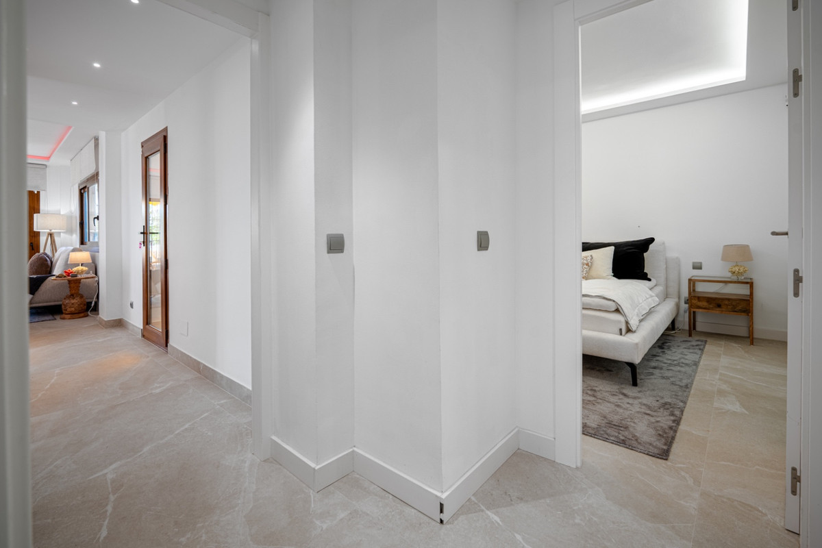 Te koop Gelijkvloers appartement Costa Del Sol Nueva Andalucía € 890.000,-