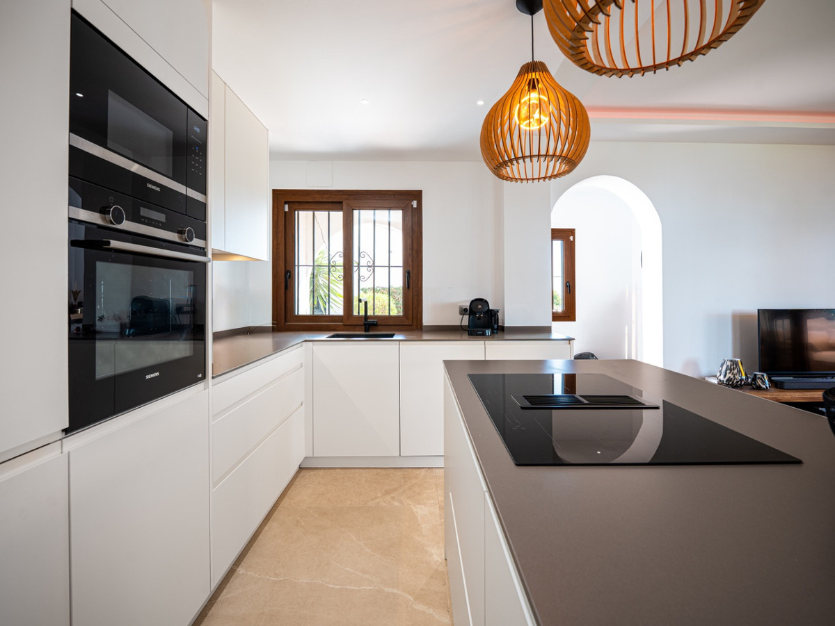 Te koop Gelijkvloers appartement Costa Del Sol Nueva Andalucía € 890.000,-