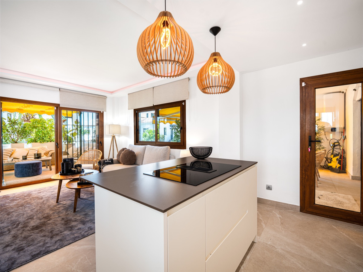 Te koop Gelijkvloers appartement Costa Del Sol Nueva Andalucía € 890.000,-