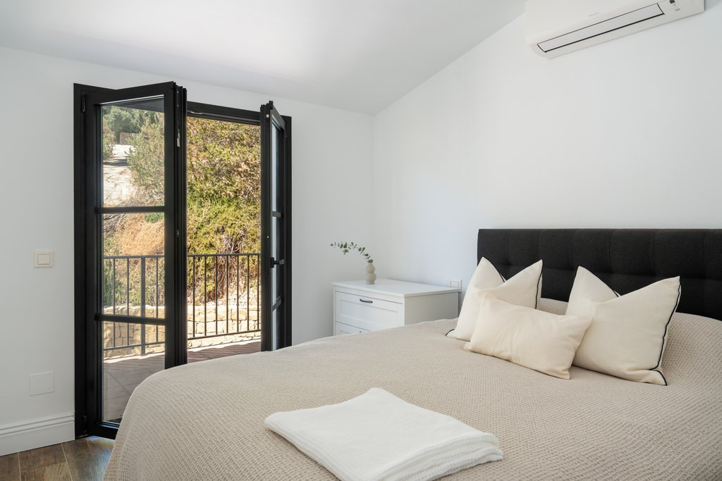 Te koop Finca - Cortijo Costa Del Sol Casares € 1.550.000,-