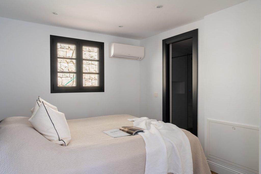 Te koop Finca - Cortijo Costa Del Sol Casares € 1.550.000,-