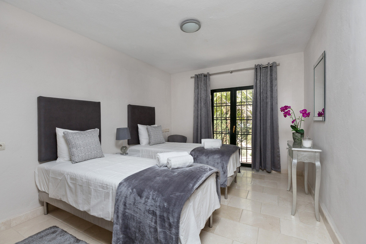 Te koop Vrijstaande Villa Costa Del Sol Benahavís € 5.450.000,-