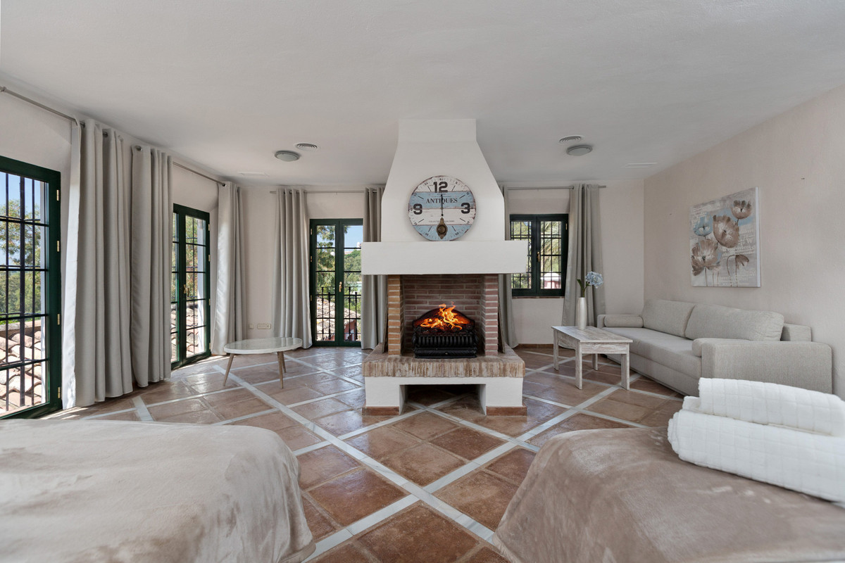 Te koop Vrijstaande Villa Costa Del Sol Benahavís € 5.450.000,-