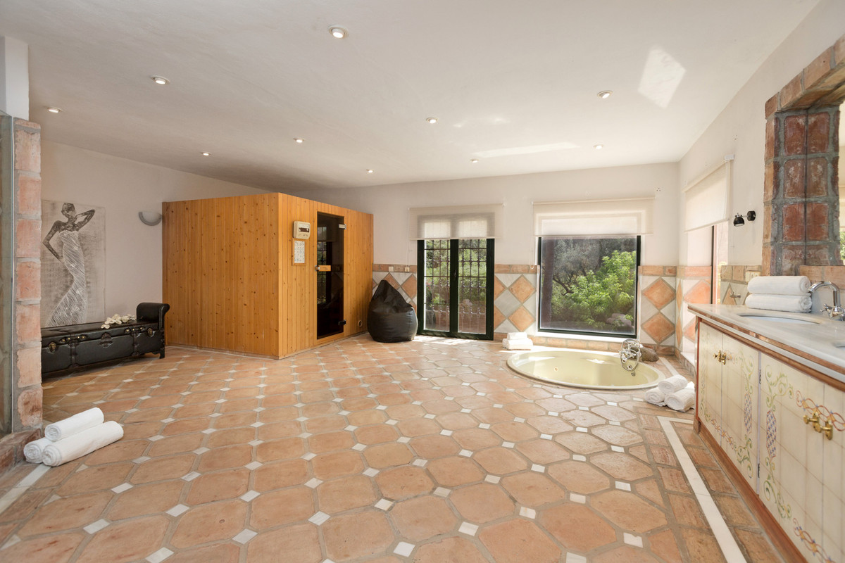 Te koop Vrijstaande Villa Costa Del Sol Benahavís € 5.450.000,-