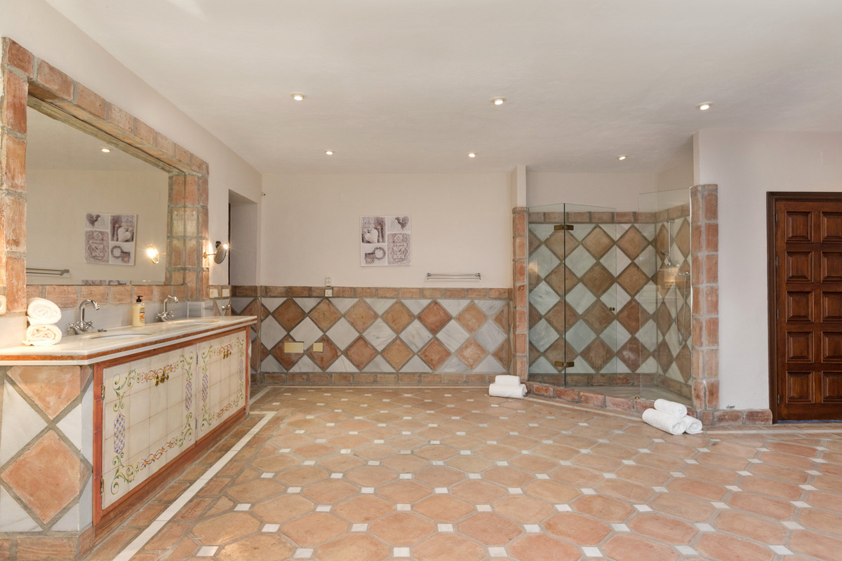 Te koop Vrijstaande Villa Costa Del Sol Benahavís € 5.450.000,-