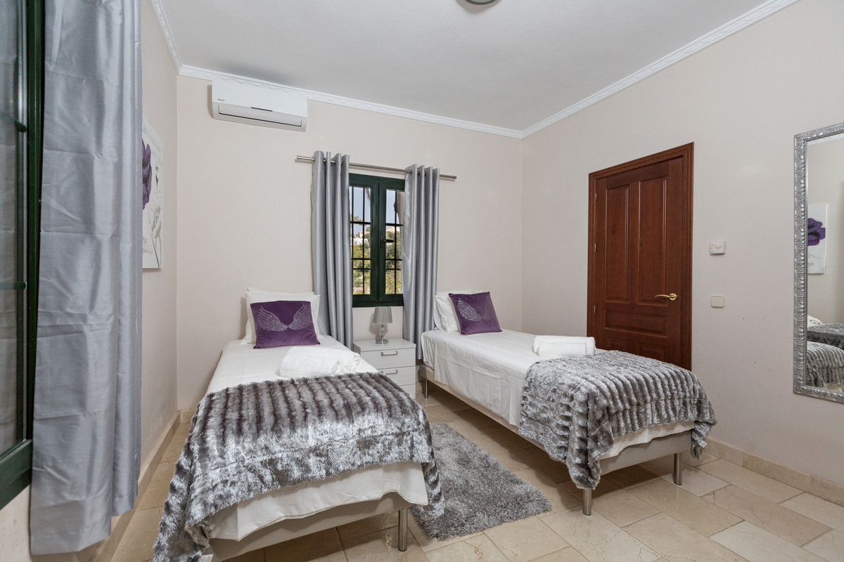 Te koop Vrijstaande Villa Costa Del Sol Benahavís € 5.450.000,-