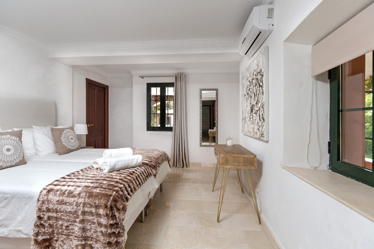 Te koop Vrijstaande Villa Costa Del Sol Benahavís € 5.450.000,-