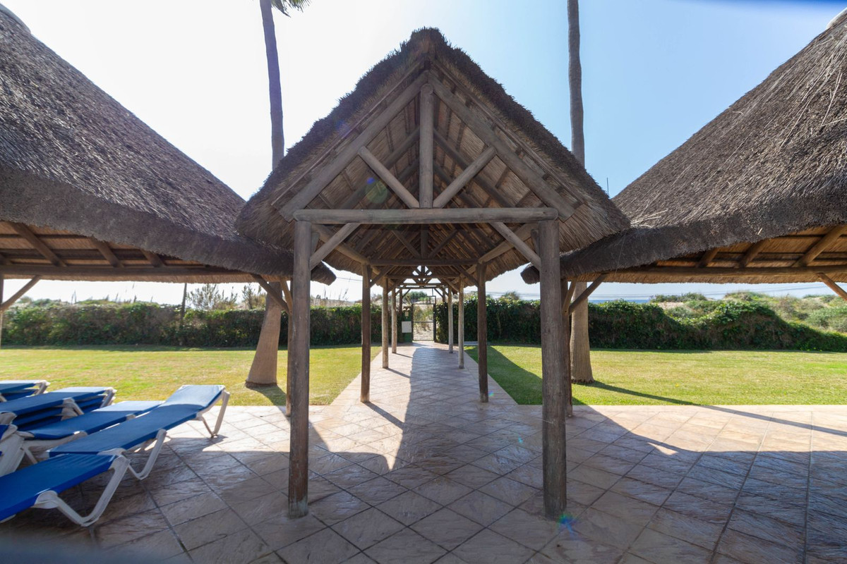 Te koop Gelijkvloers appartement Costa Del Sol Elviria € 725.000,-