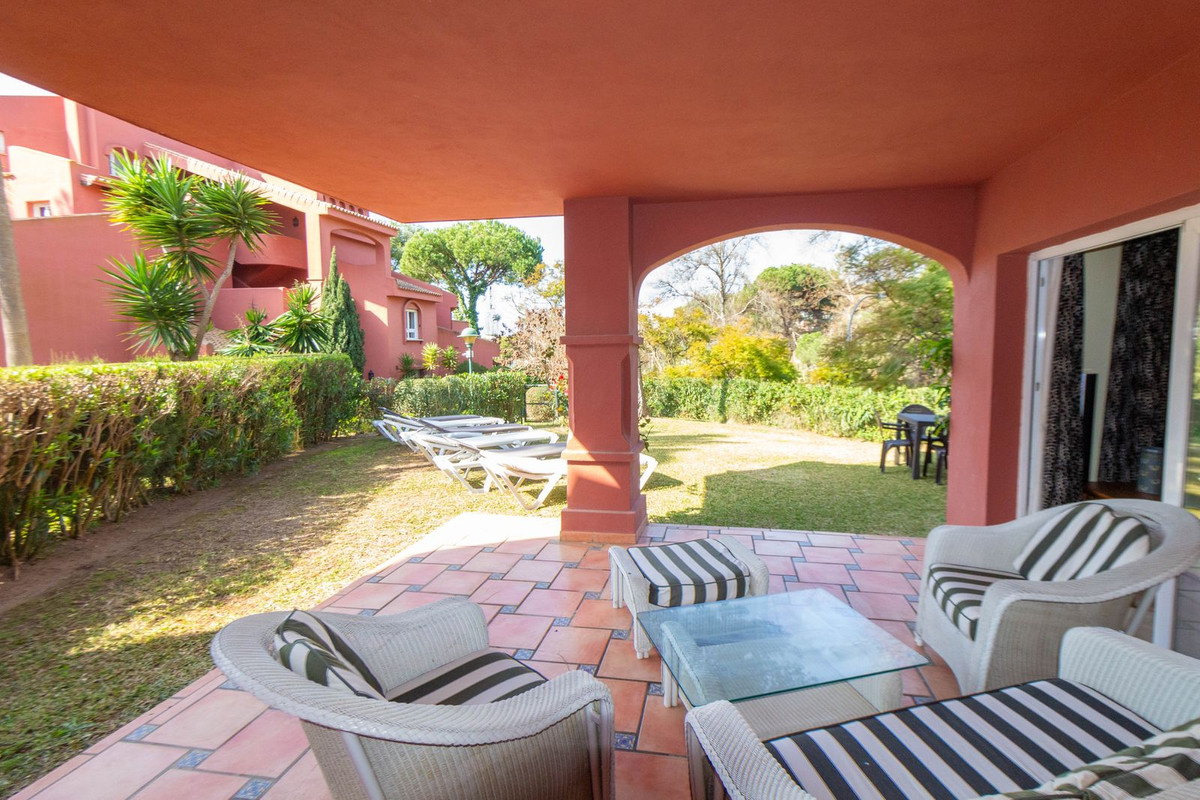 Te koop Gelijkvloers appartement Costa Del Sol Elviria € 725.000,-
