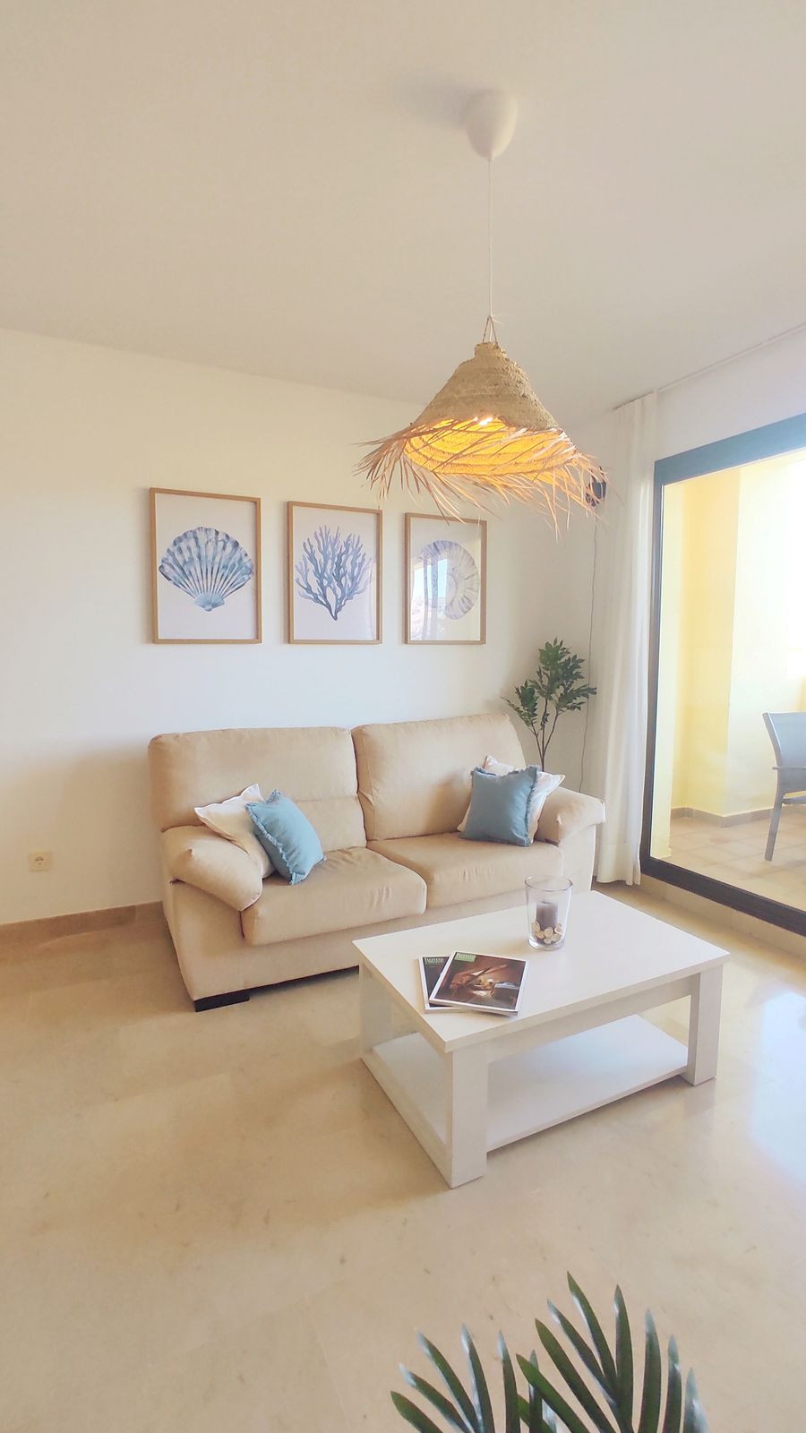 Te koop Middle Floor Apartment Costa Del Sol La Duquesa € 260.000,-