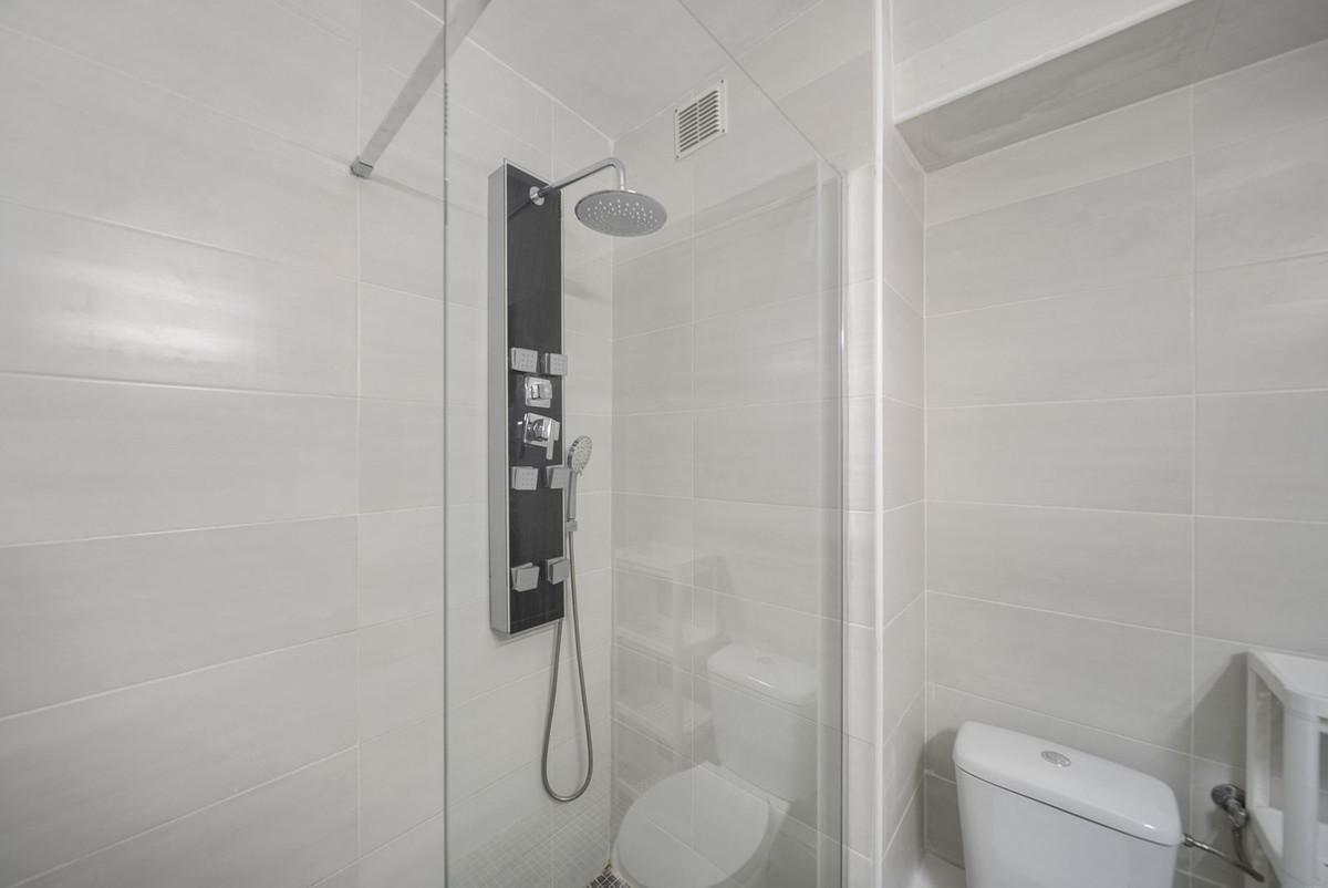 Te koop Bovenwoning Costa Del Sol Benalmadena Costa € 192.500,-