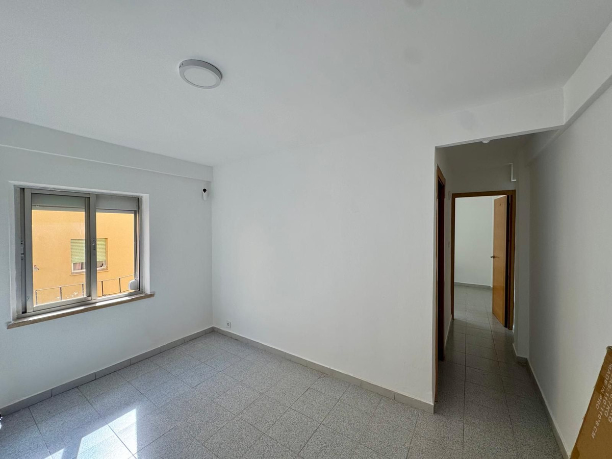 Te koop Middle Floor Apartment Costa Del Sol Málaga € 149.000,-