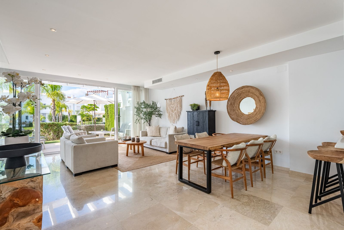 Te koop Herenhuis Costa Del Sol Calahonda € 739.000,-
