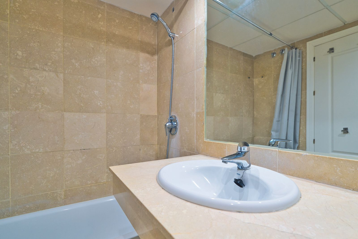 Te koop Gelijkvloers appartement Costa Del Sol Río Real € 395.000,-