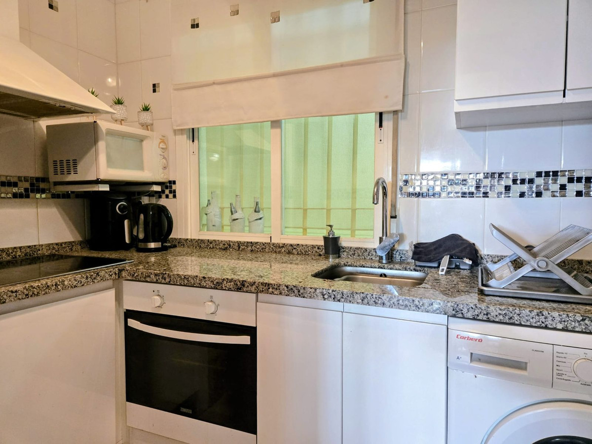 Te koop Gelijkvloers appartement Costa Del Sol La Carihuela € 349.000,-