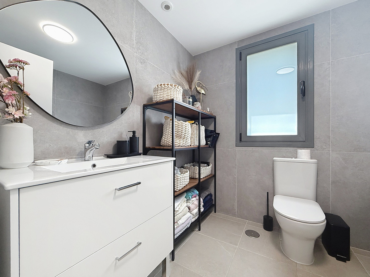 Te koop Gelijkvloers appartement Costa Del Sol Casares Playa € 539.000,-