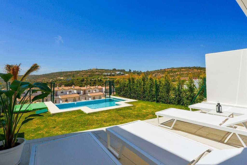 Te koop Herenhuis Costa Del Sol Manilva € 619.000,-