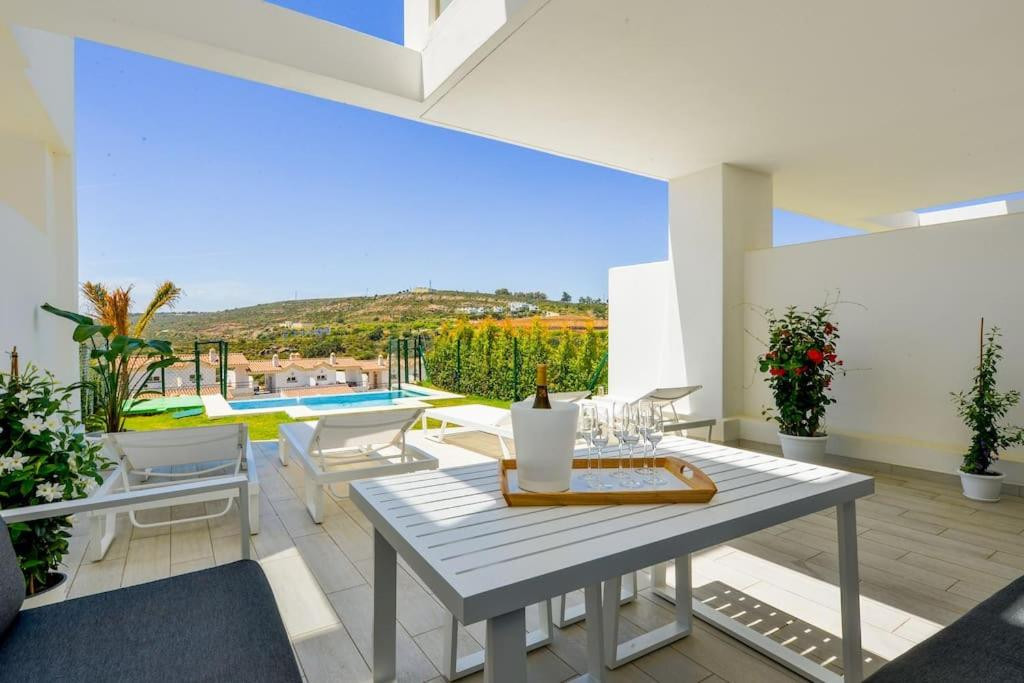 Te koop Herenhuis Costa Del Sol Manilva € 619.000,-