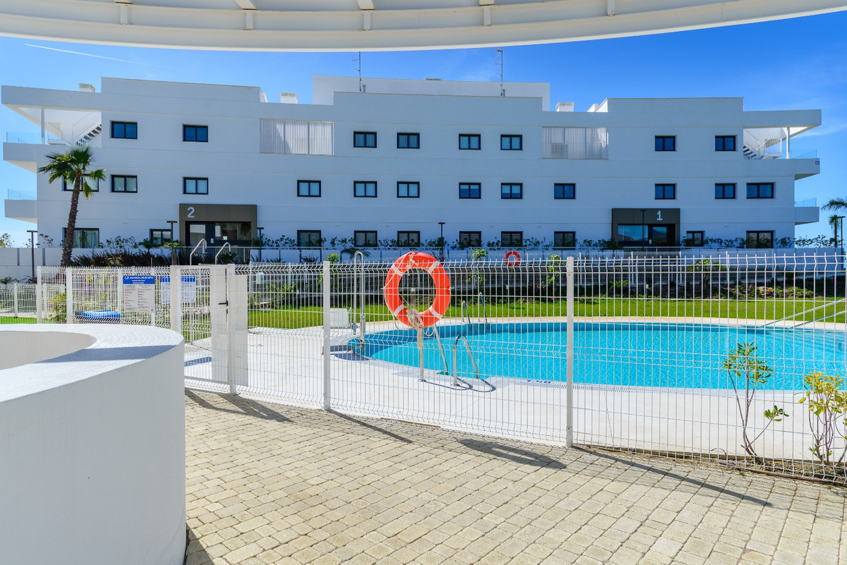 Te koop Middle Floor Apartment Costa Del Sol Estepona € 460.000,-