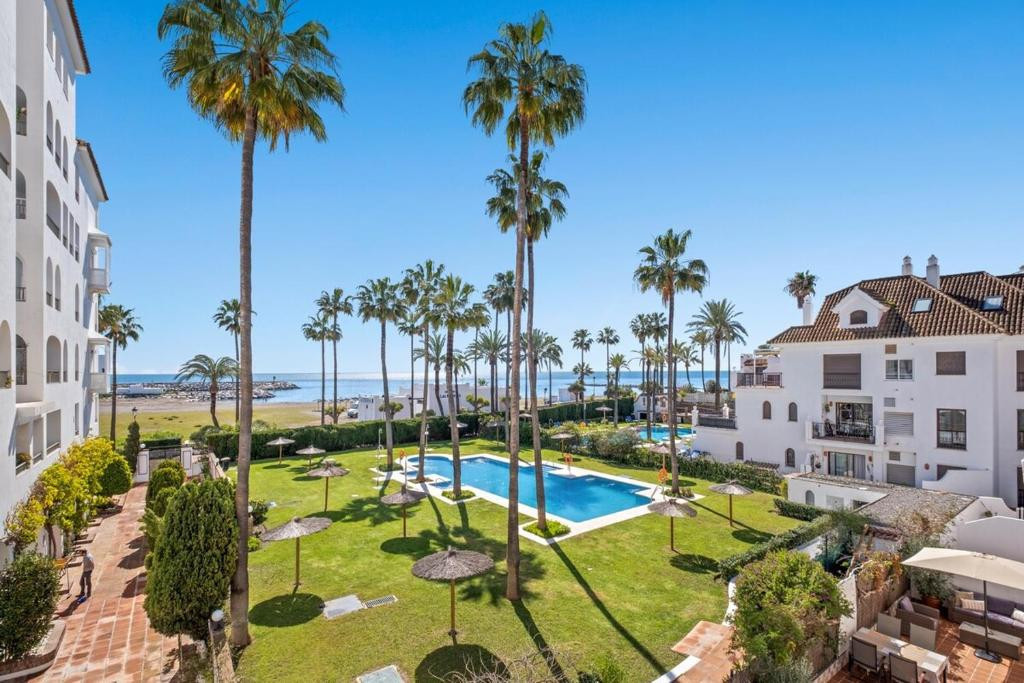 Te koop Gelijkvloers appartement Costa Del Sol La Duquesa € 430.000,-