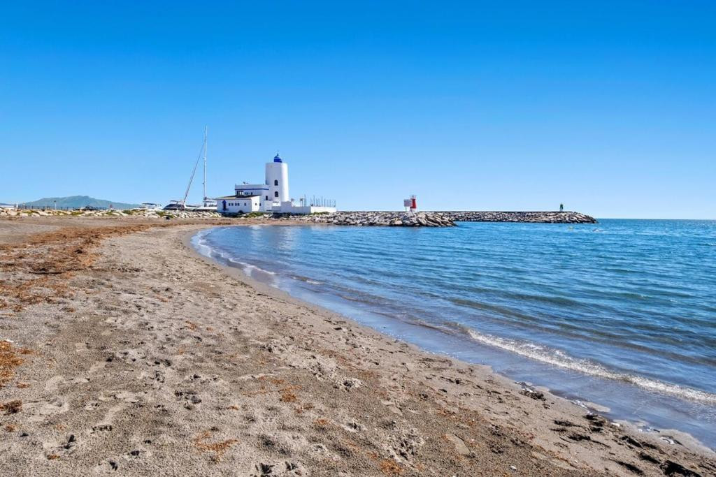 Te koop Gelijkvloers appartement Costa Del Sol La Duquesa € 430.000,-