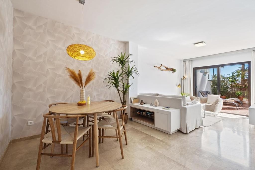Te koop Gelijkvloers appartement Costa Del Sol La Duquesa € 430.000,-