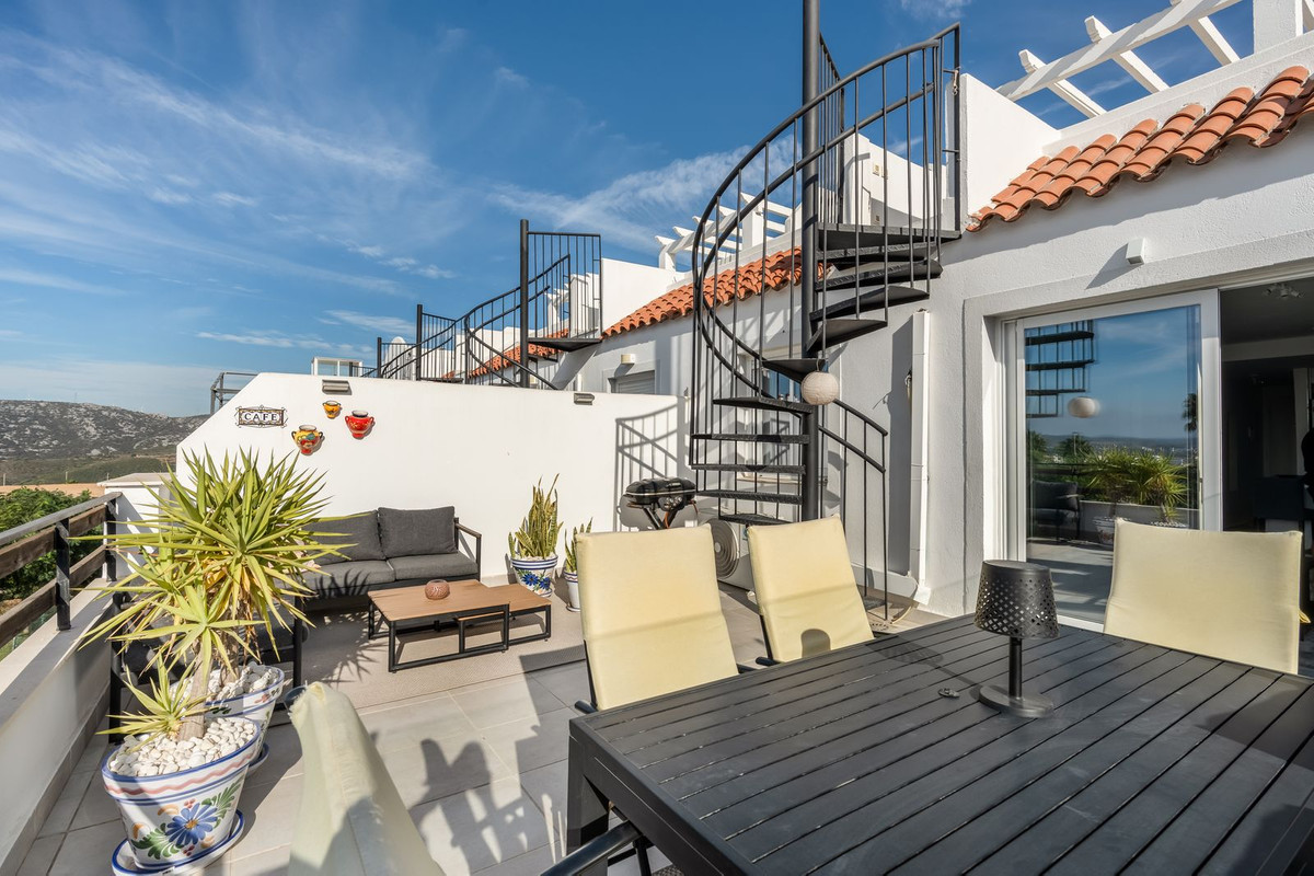 Te koop Penthouse Costa Del Sol Casares Playa € 259.000,-