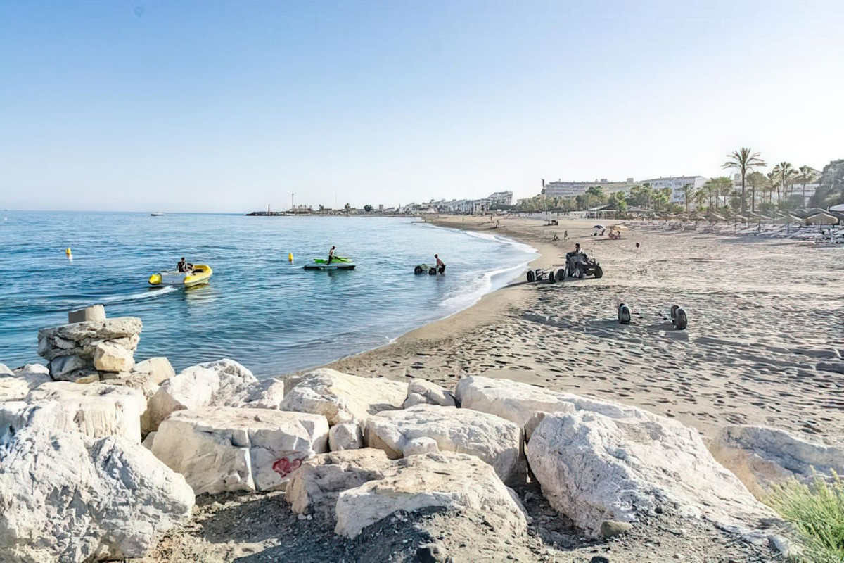 Te koop Bovenwoning Costa Del Sol La Campana € 450.000,-