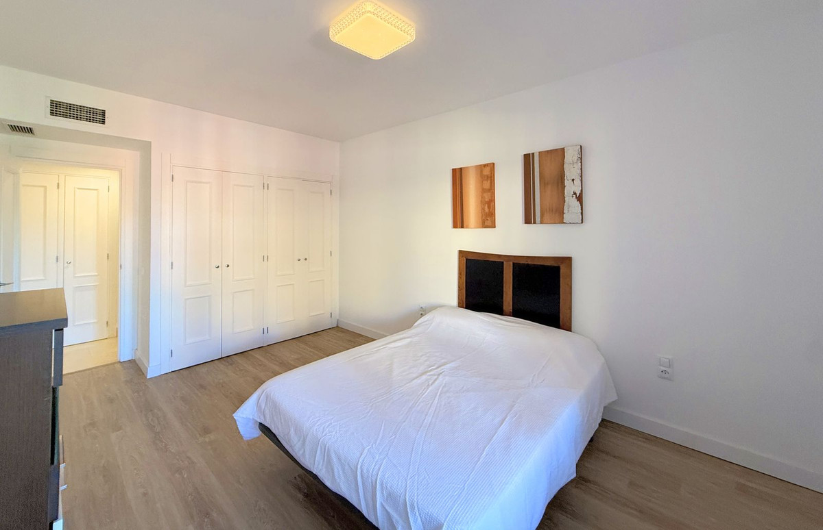 Te koop Middle Floor Apartment Costa Del Sol San Roque € 375.000,-