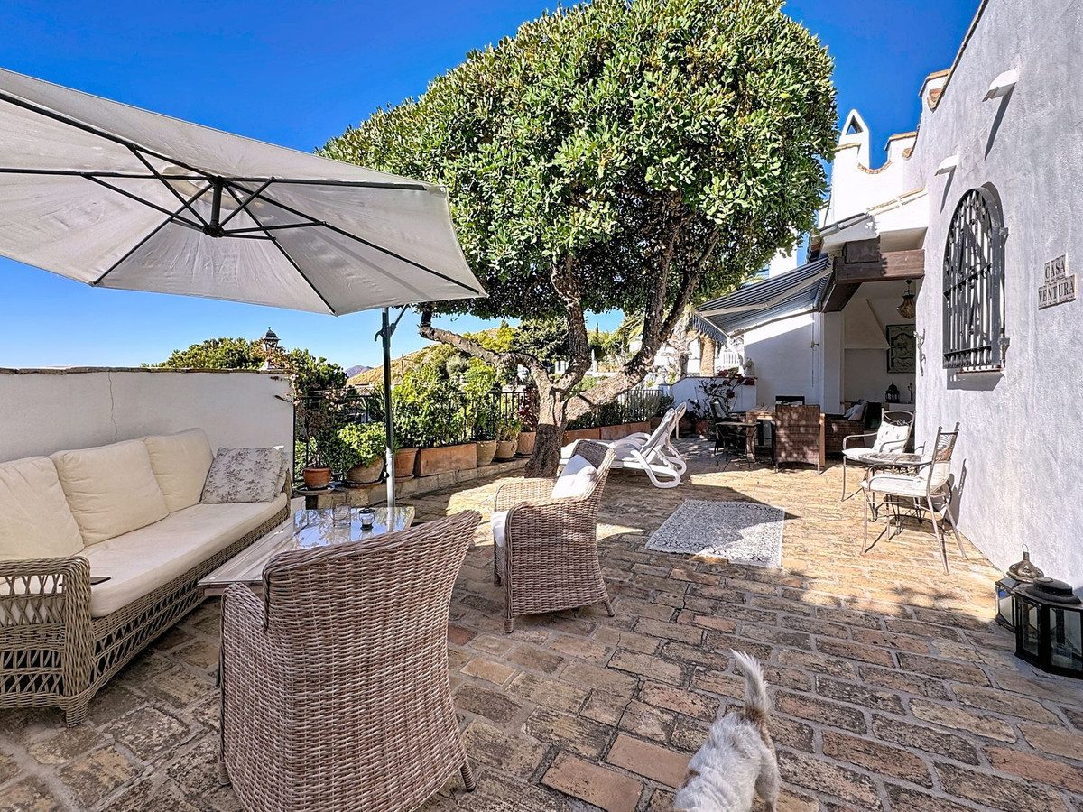 Te koop Half vrijstaand huis Costa Del Sol Mijas € 475.000,-
