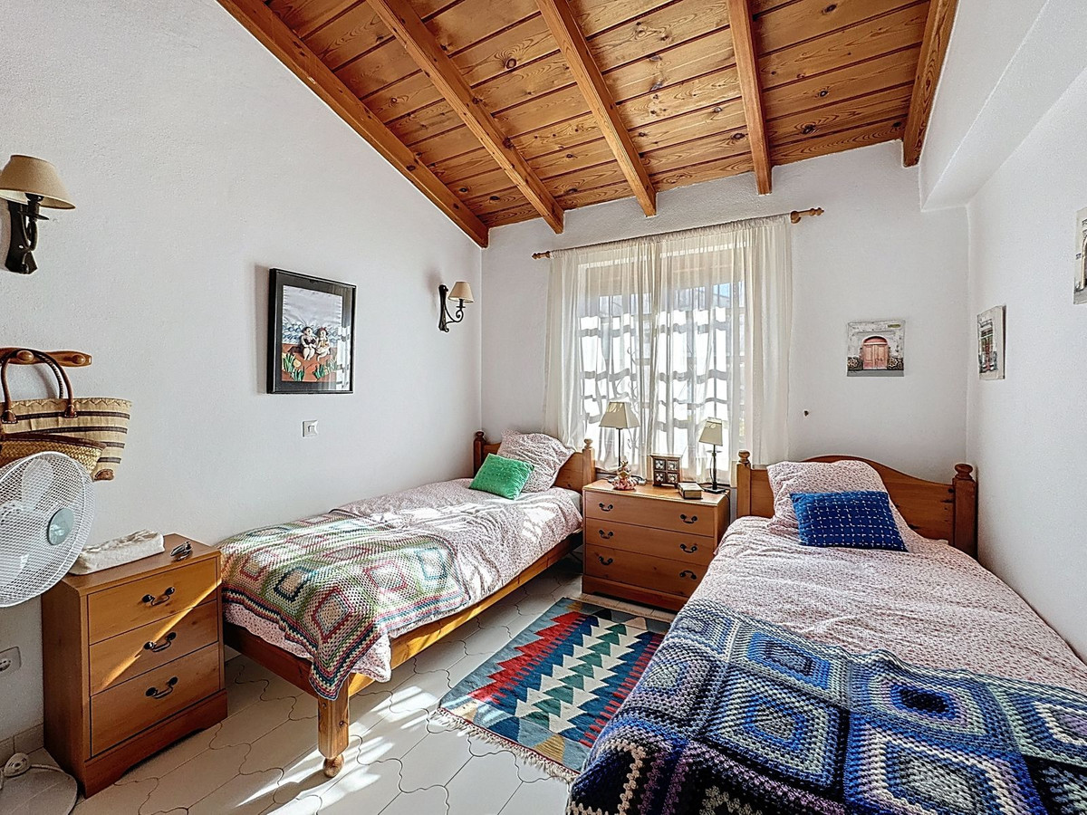 Te koop Half vrijstaand huis Costa Del Sol Mijas € 475.000,-