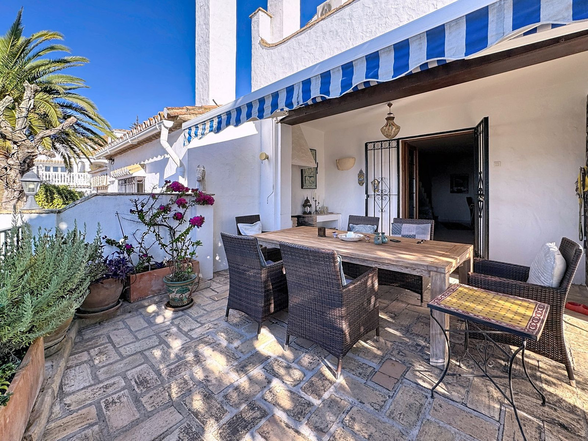 Te koop Half vrijstaand huis Costa Del Sol Mijas € 475.000,-