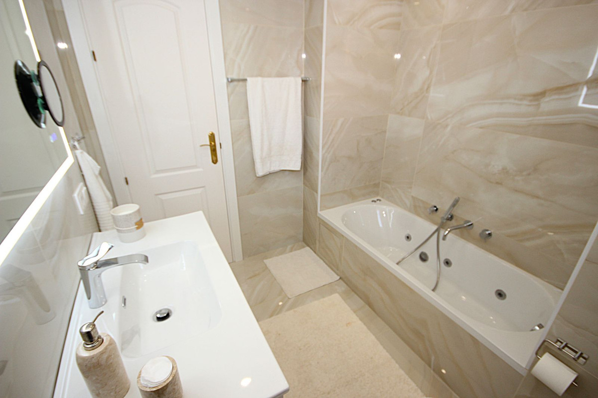 Te koop Penthouse Duplex Costa Del Sol Reserva De Marbella € 435.000,-