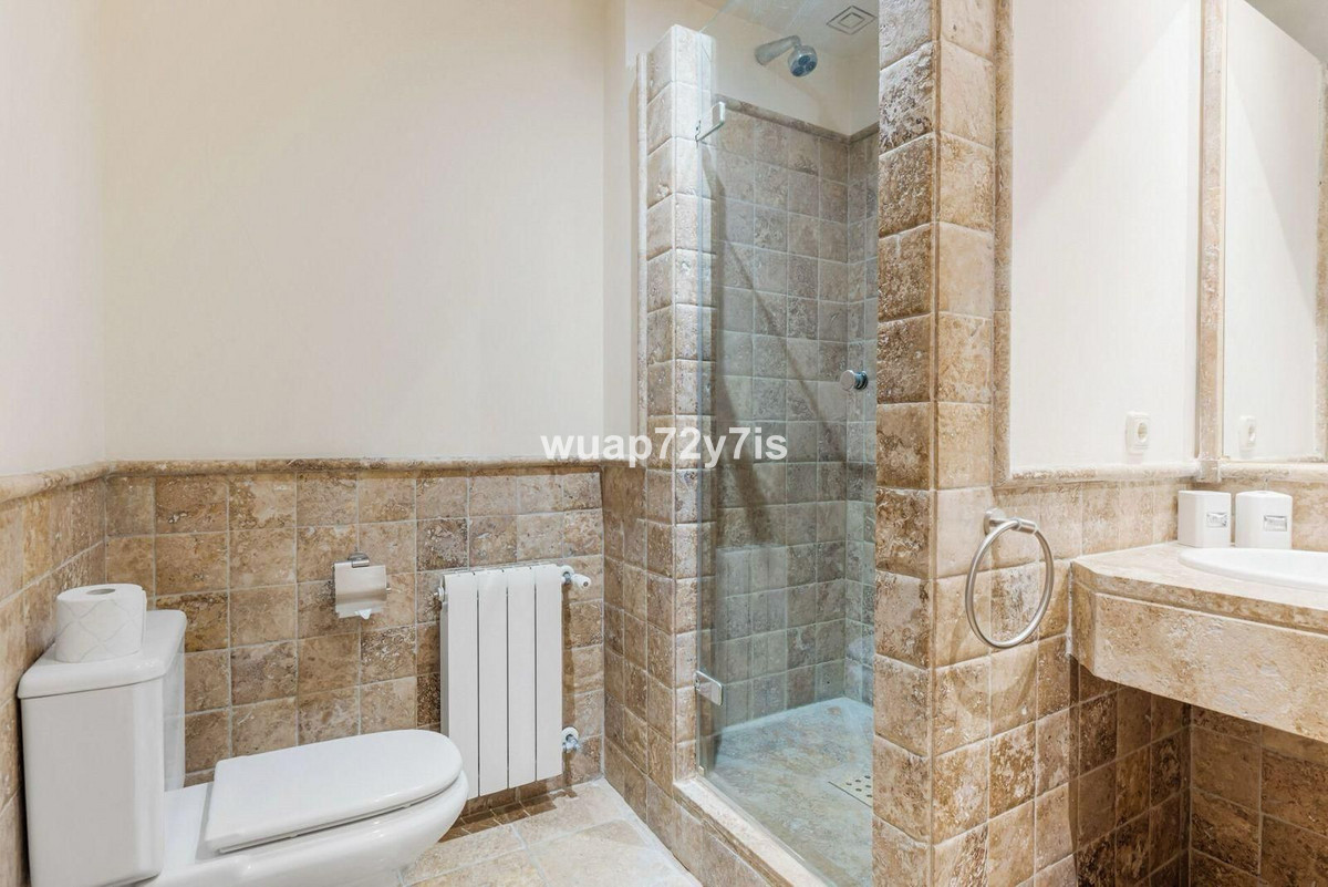 Te koop Middle Floor Apartment Costa Del Sol Los Flamingos € 580.000,-